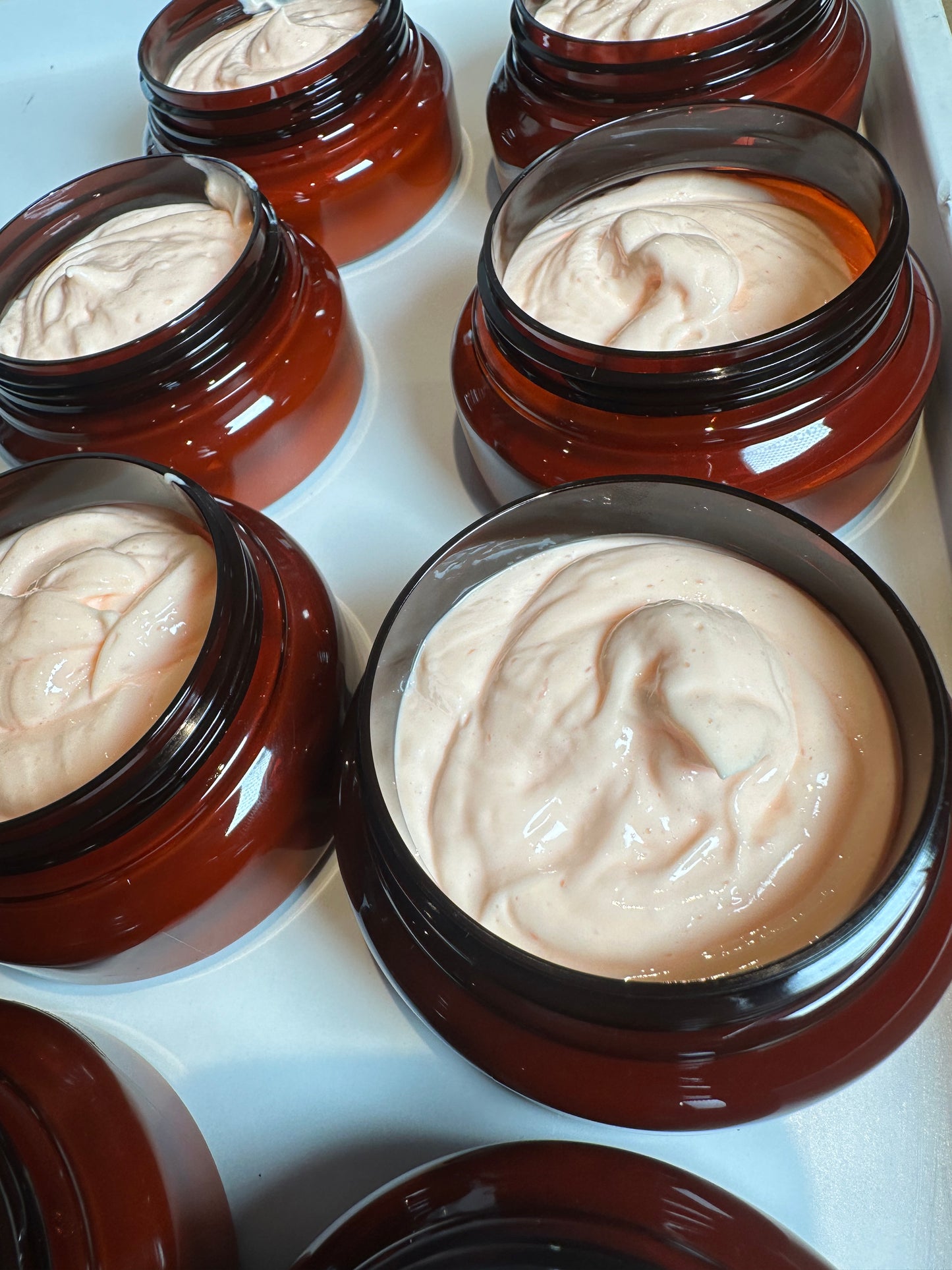 FADE  (PAPAYA INFUSED) DARK CIRCLE AND DARK SPOT REMOVER